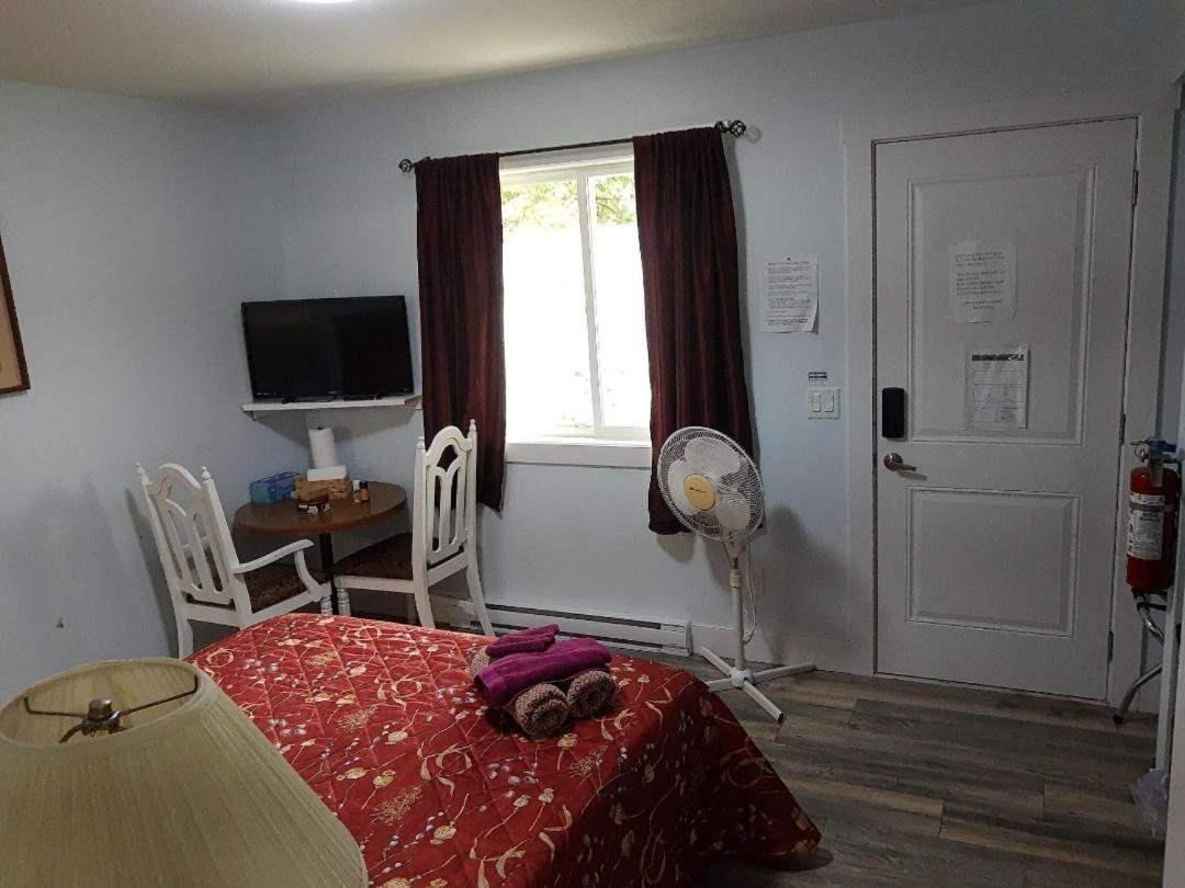Guest Suite Private Retreat For 2 Guests With Ac - 4 Units Available Abbotsford Esterno foto
