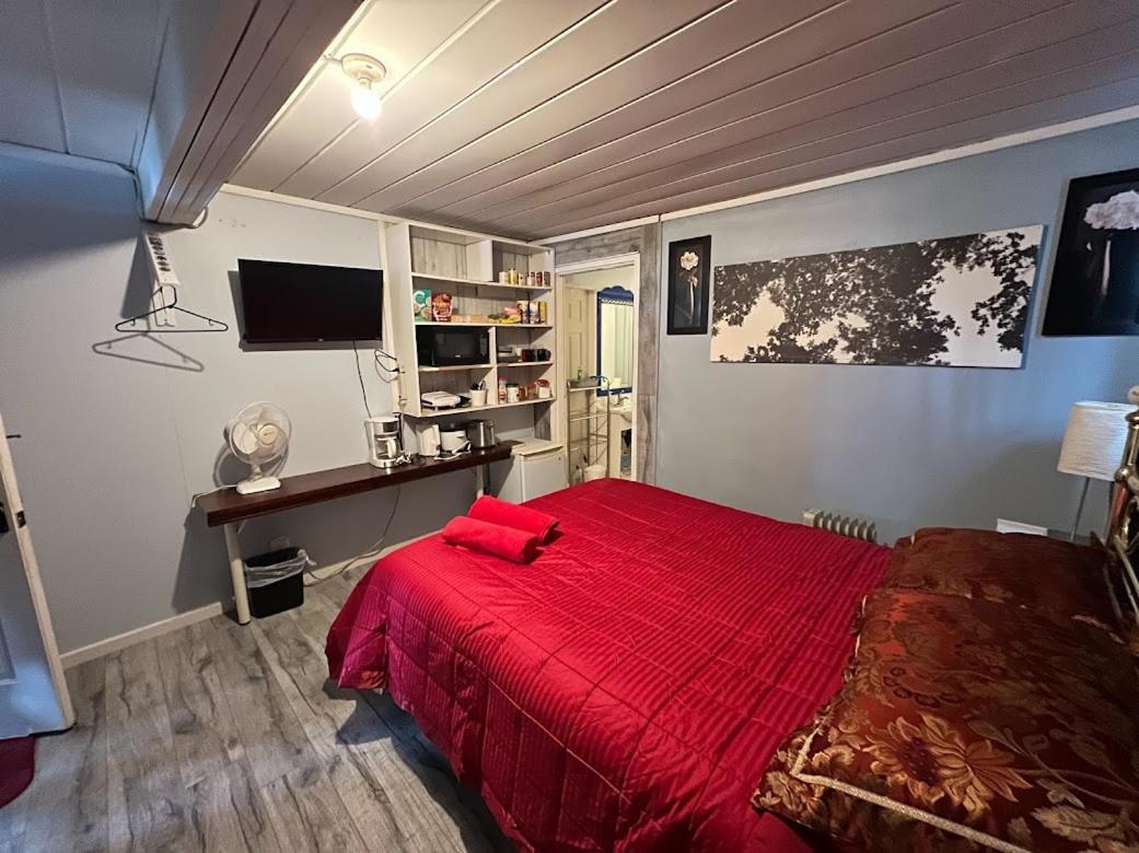 Guest Suite Private Retreat For 2 Guests With Ac - 4 Units Available Abbotsford Esterno foto