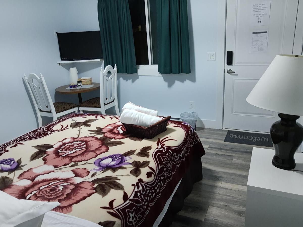 Guest Suite Private Retreat For 2 Guests With Ac - 4 Units Available Abbotsford Esterno foto