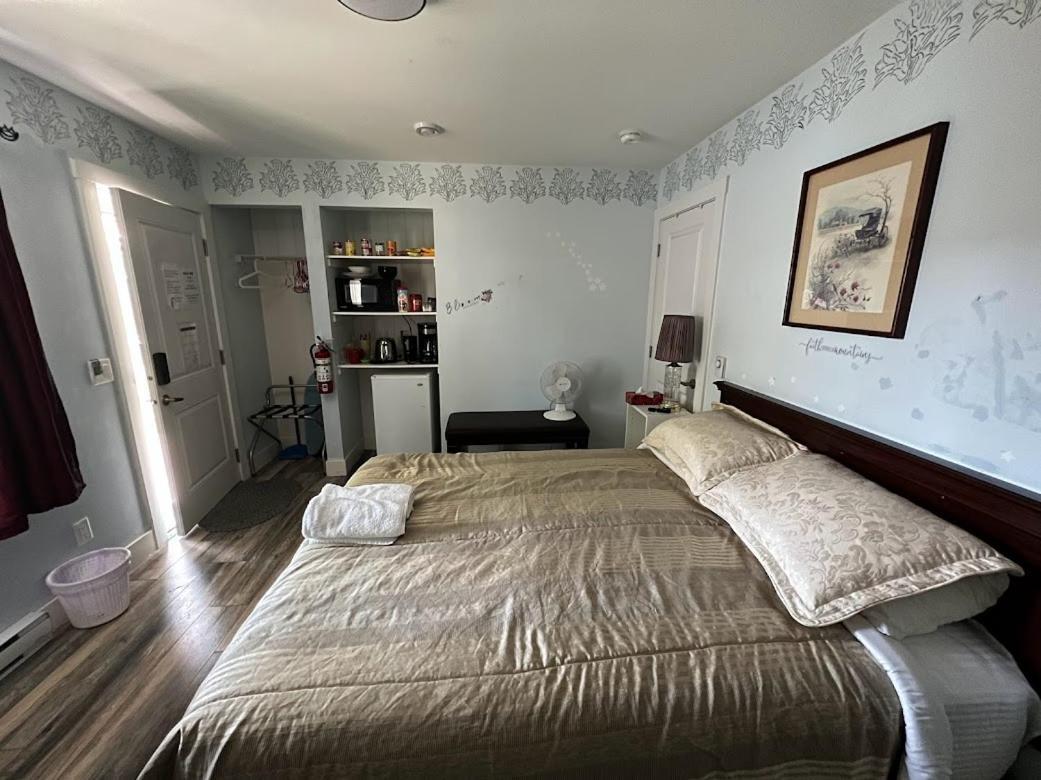 Guest Suite Private Retreat For 2 Guests With Ac - 4 Units Available Abbotsford Esterno foto